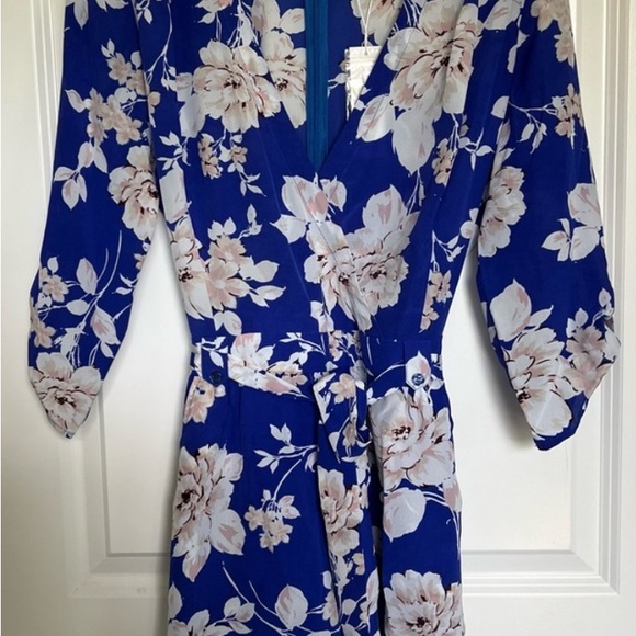 NWT Yumi Kim blue / white / pink silk floral romper - women’s size medium 🌸 - Picture 6 of 9